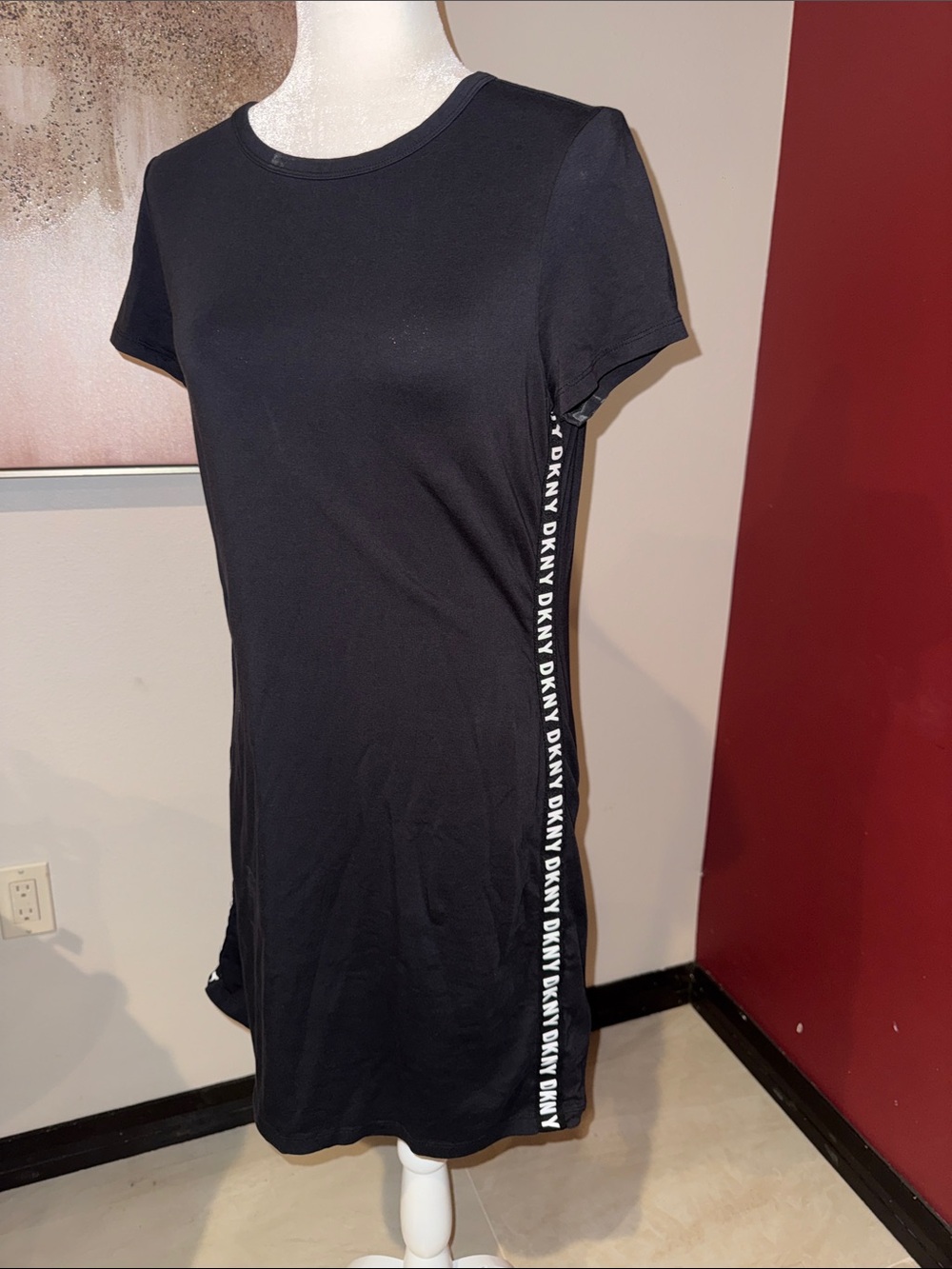 DKNY Black Short-Sleeve Logo-Strip Tee Dress